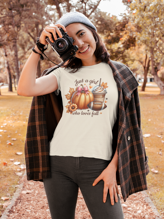 WOMENS GIRL WHO LOVES FALL TEE